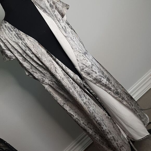 NWT The Limited Python Wrap Dress - Picture 7 of 16